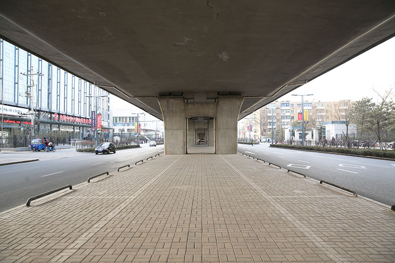 建設路高架橋底工程